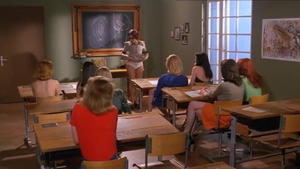 Hairy Rita Waldenberg facesitting