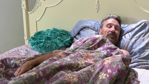 Trimmed pussy fingering