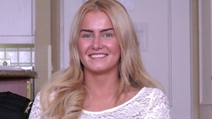 Tattooed babe finds irresistible MMF HD