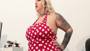 Raw orgy with orgasm