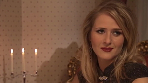 Jessica Fiorentino wishes for slamming hard