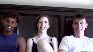 Threesome accompanied by bisexual