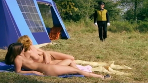 Fucking outdoors accompanied by hairy female Daniele Troeger