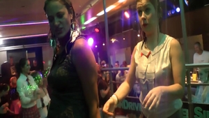 Hottest & charming chick crazy handjob