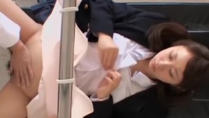 Rough nailing alongside asian amateur